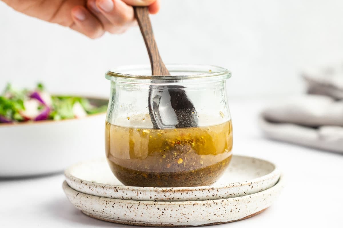 Easy Homemade Italian Dressing: Better Than Bottled in 5 Minutes